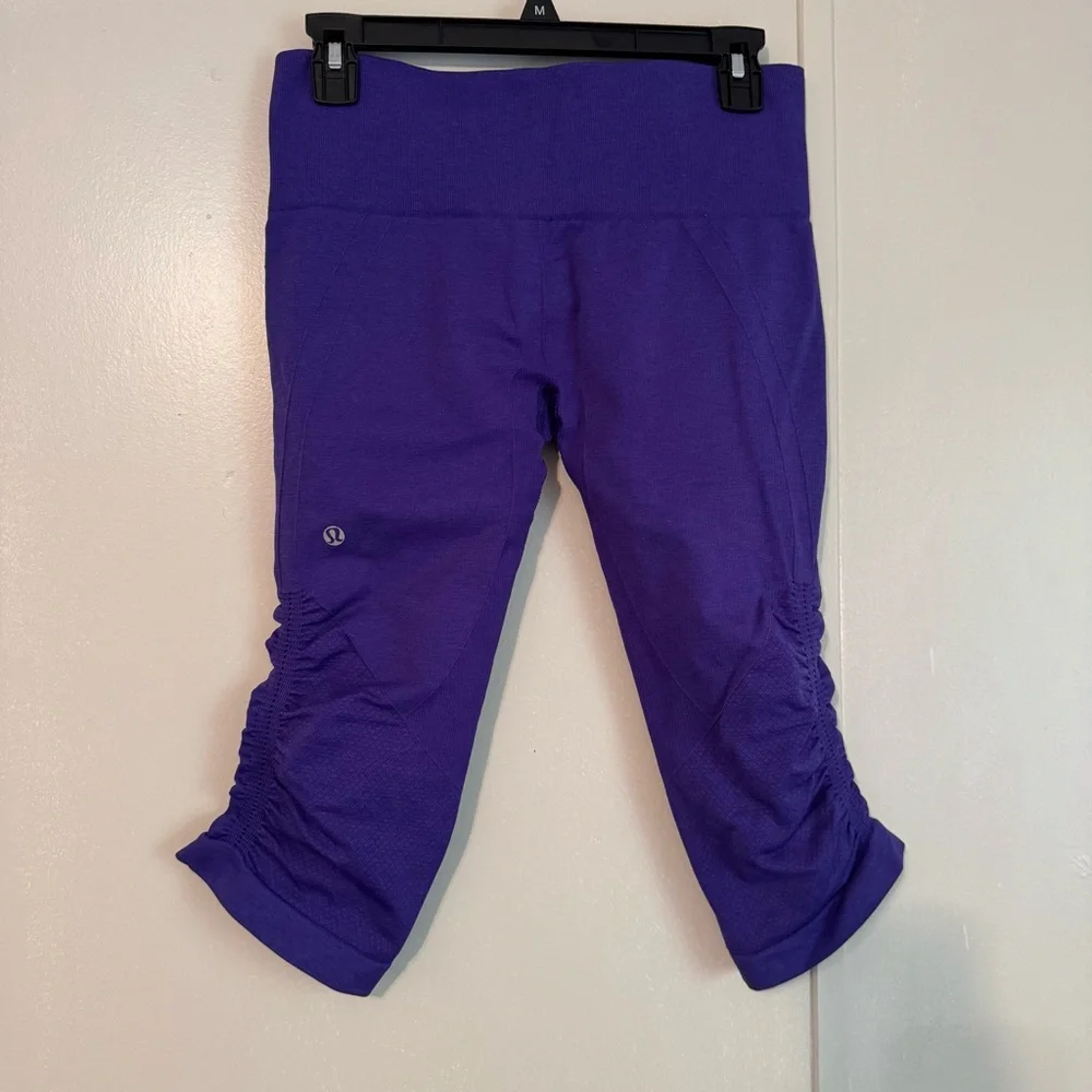 Lululemon‎ The Flow Crop II Leggings